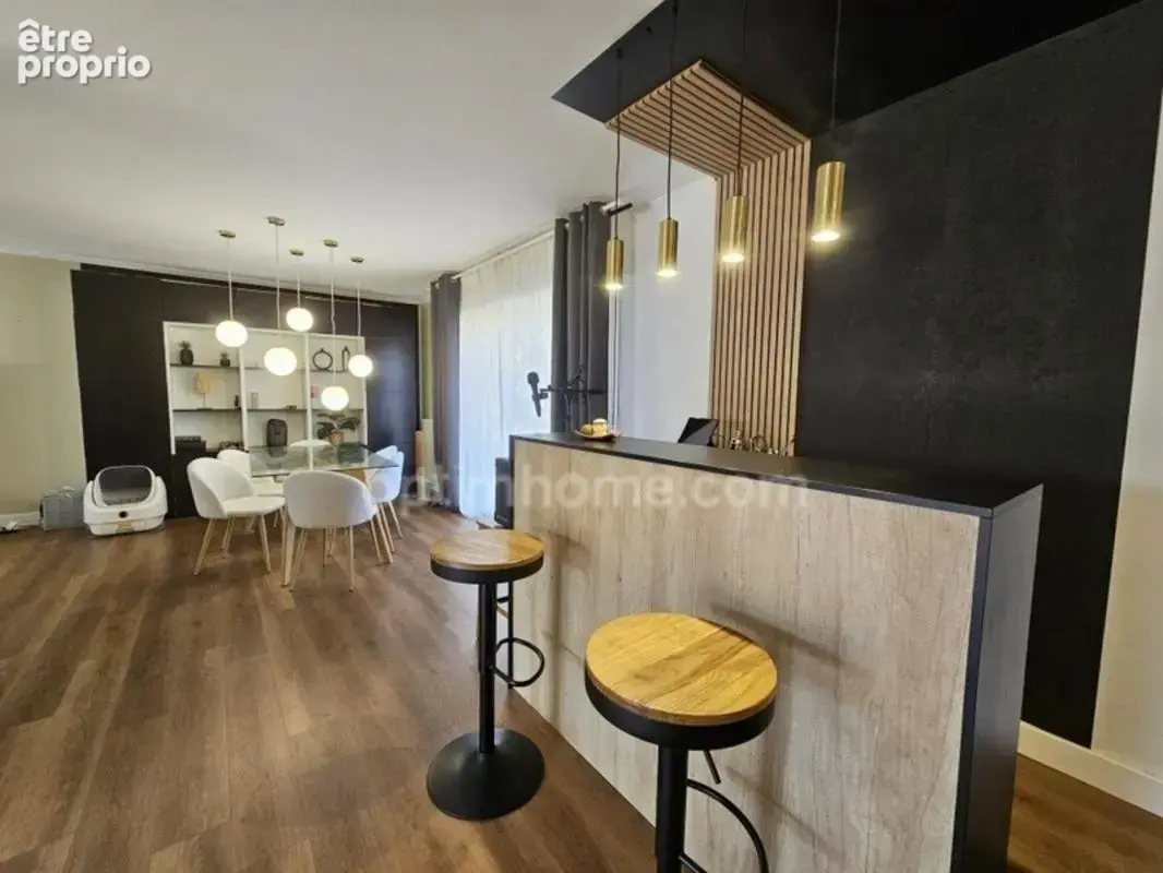 À VENDRE — Belle maison 120 m² 6 pièces, de plain-pied 3 chambres à Angoulême ANGOULEME (16) - photo 3