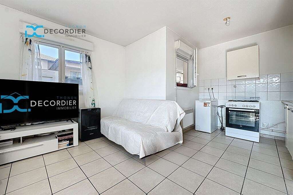 T3 lumineux de 61,35m² – proche centre-ville & gare – cave - 2 parkings couverts ! - photo 6