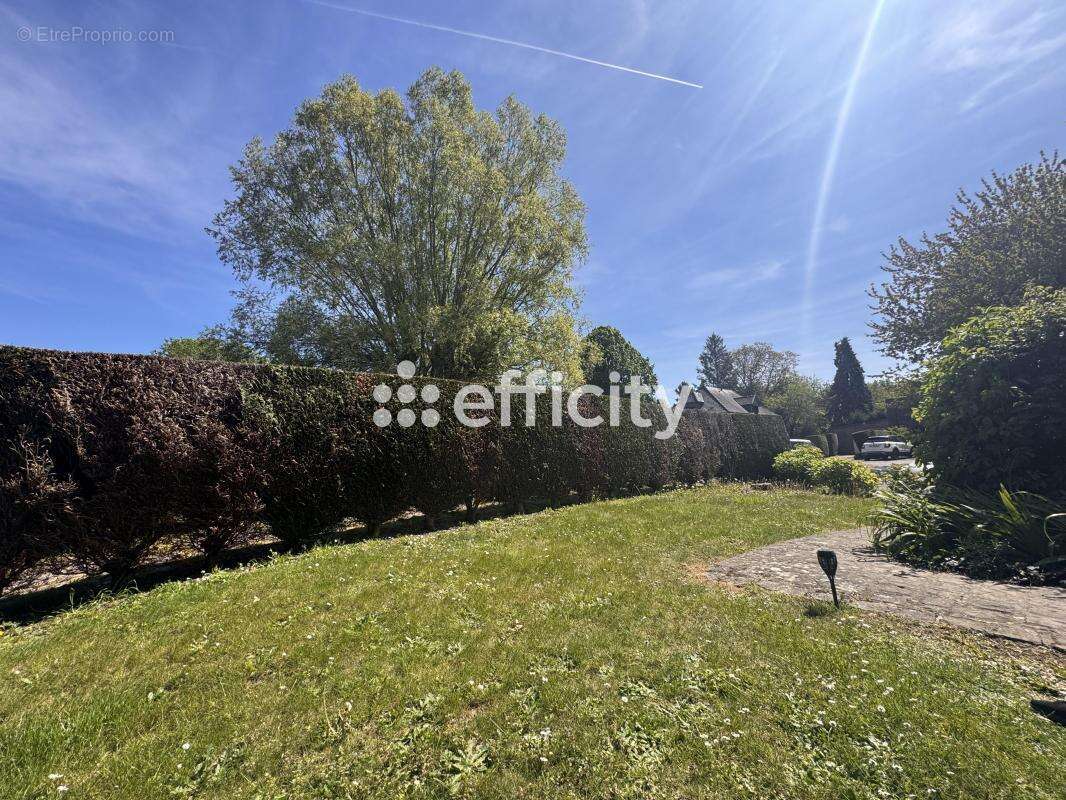 Appartement à FAMARS