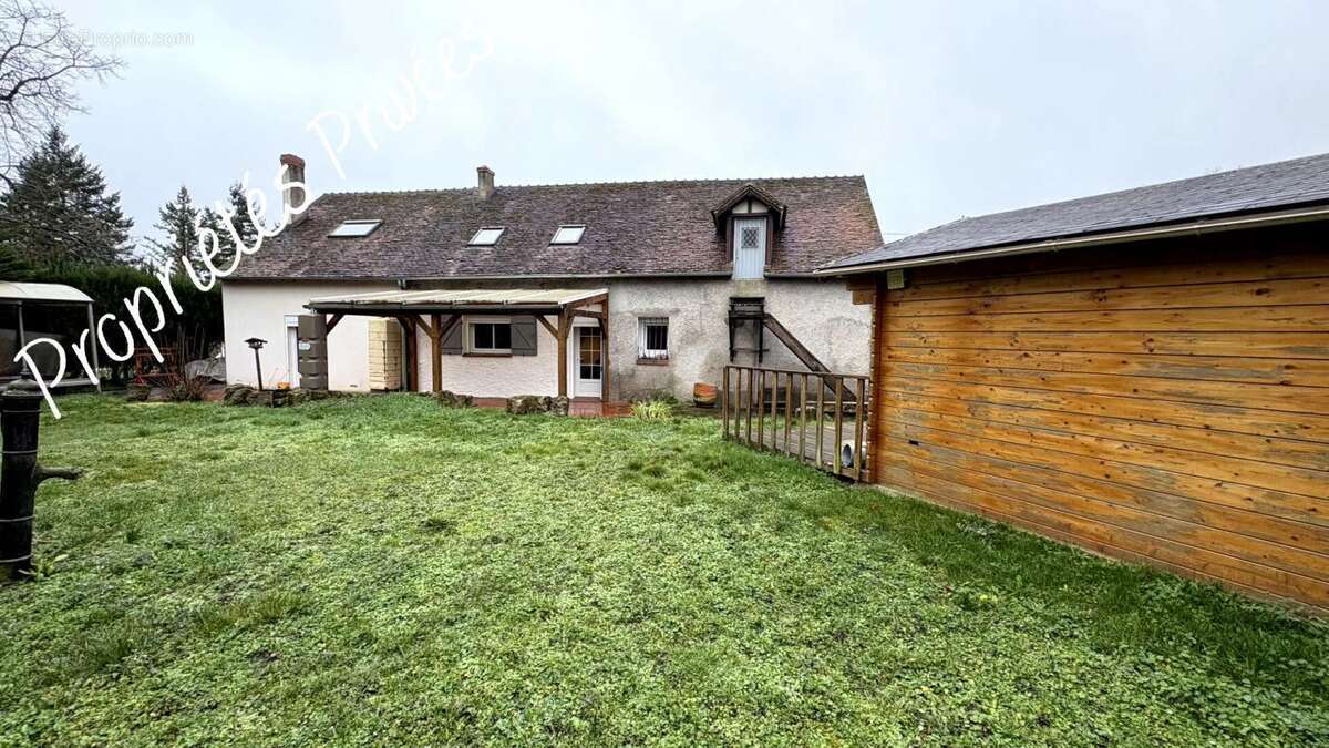 Maison à CHITENAY