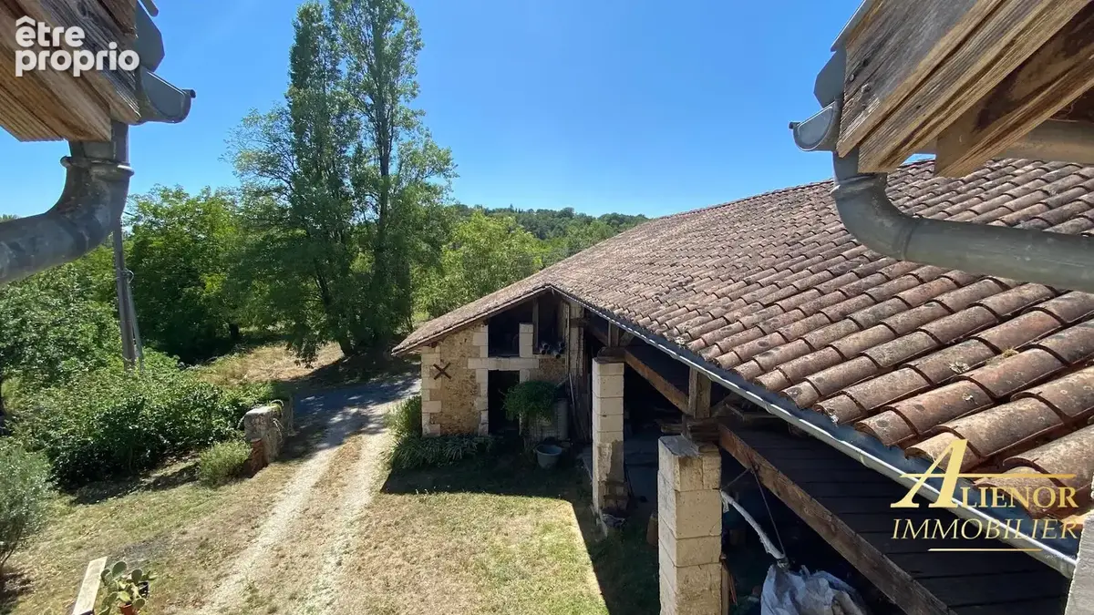 Maison en pierre atypique et écologique - 2 espaces indépendants - Villars 24530 - photo 17