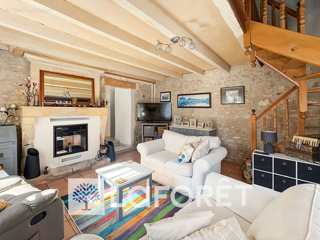 Maison à SAINT-GERMAIN-DU-SEUDRE