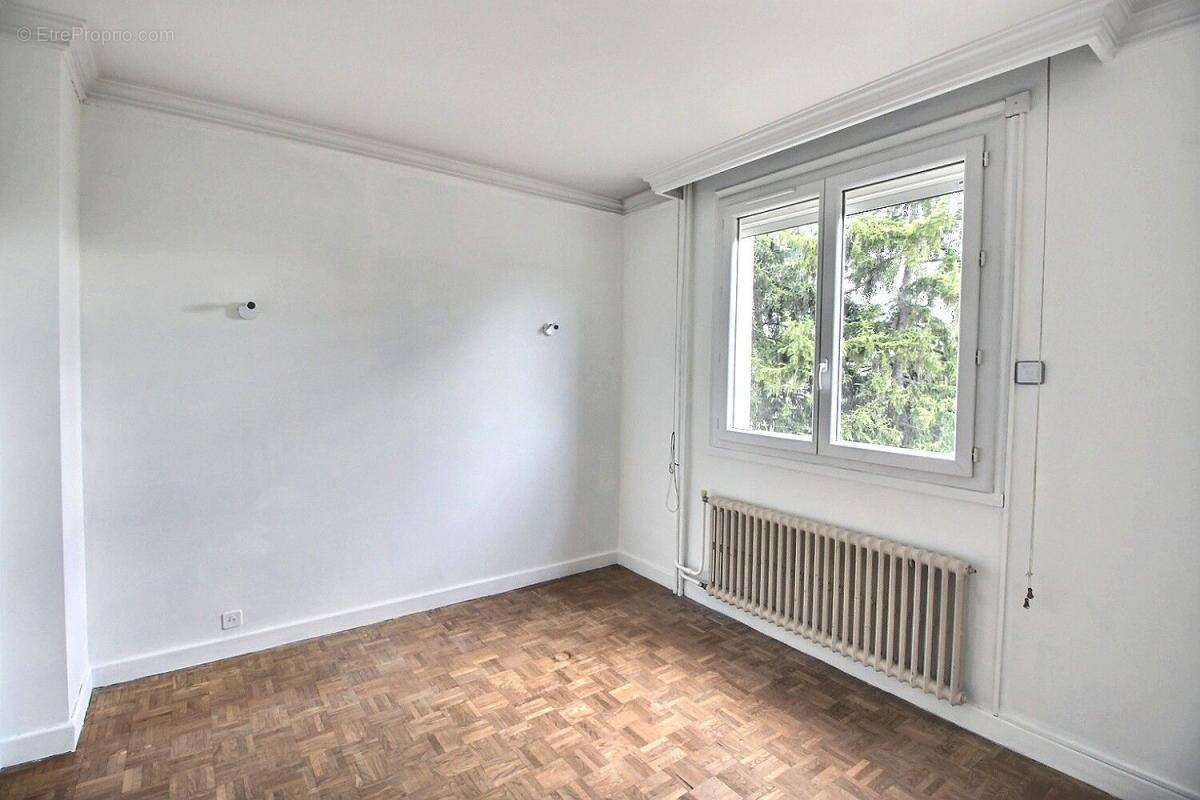 Appartement à BOURGOIN-JALLIEU