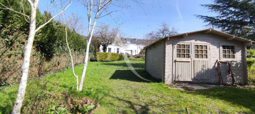 Maison à SAINT-BARTHELEMY-D'ANJOU
