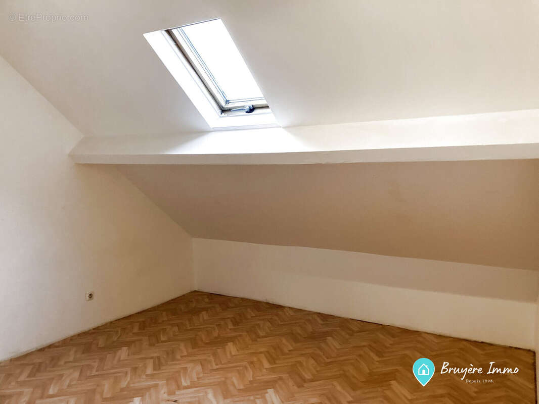 Maison à AULNOYE-AYMERIES