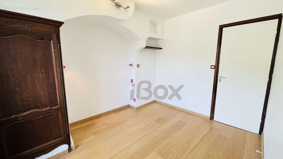 Appartement à CARQUEIRANNE