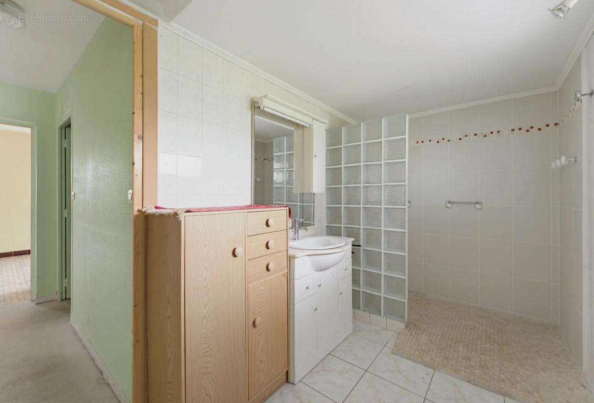 Maison de caractère louée à Ambarès-et-Lagrave - photo 16