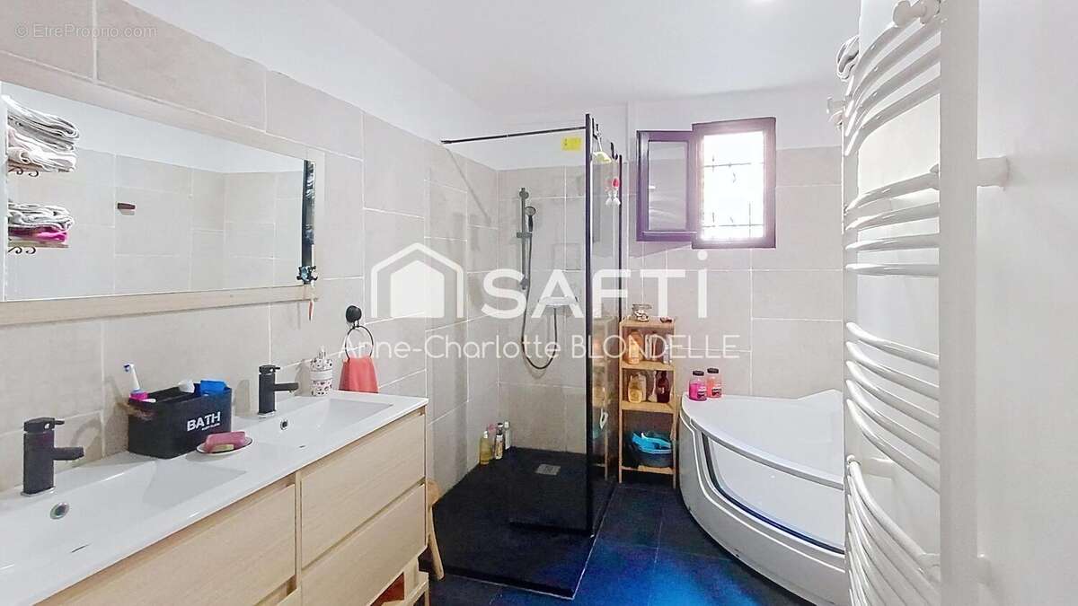 Photo 9 - Maison à LE VAL