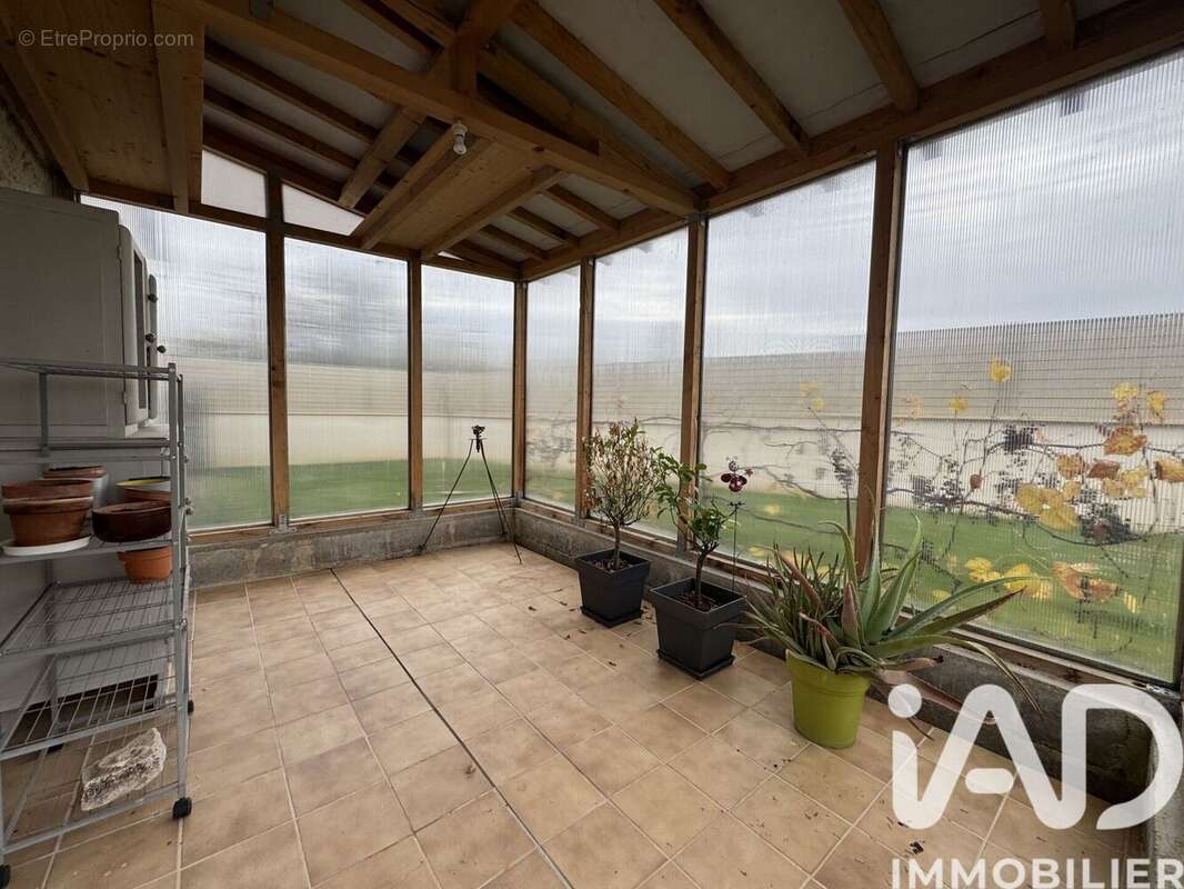 Photo 2 - Maison à VILLAMPUY