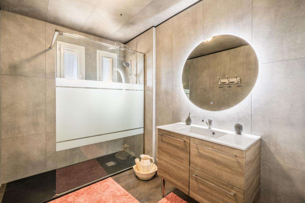 Maison 175 m² à Candillargues  - photo 5