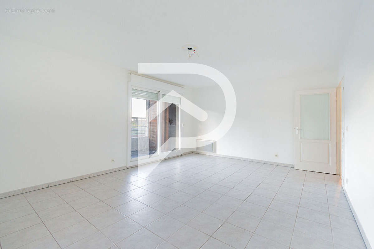 Appartement à MARSEILLE-9E