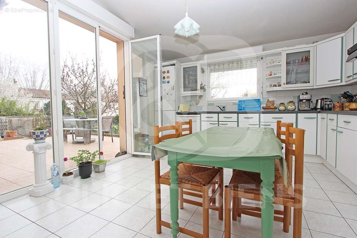 Maison à FONTENAY-LE-FLEURY