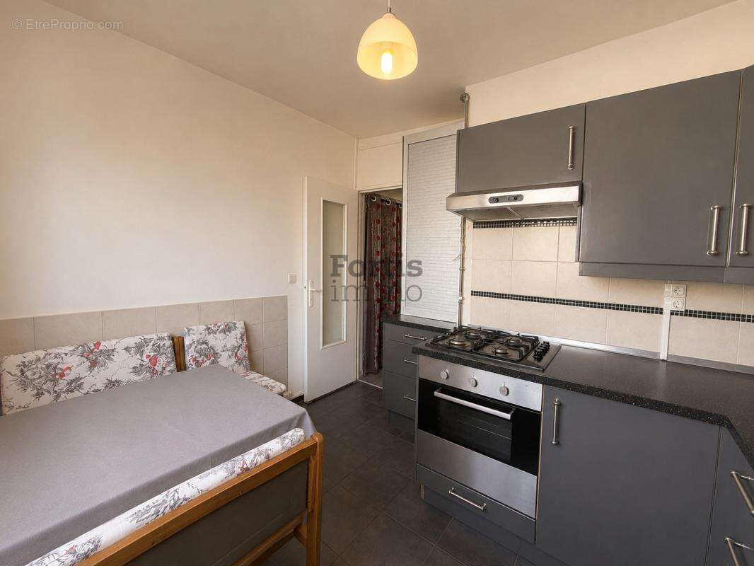 Vitry sur seine  - quartier centre ville - 4 pieces  - 70m2 - photo 4