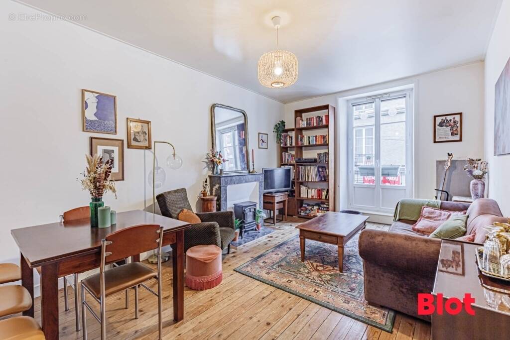 Appartement à NANTES