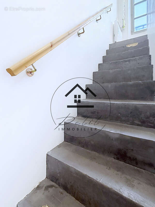 Commerce à CHANTILLY