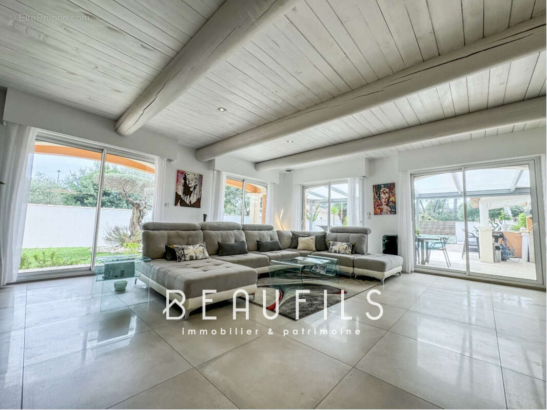 Maison à VILLETELLE