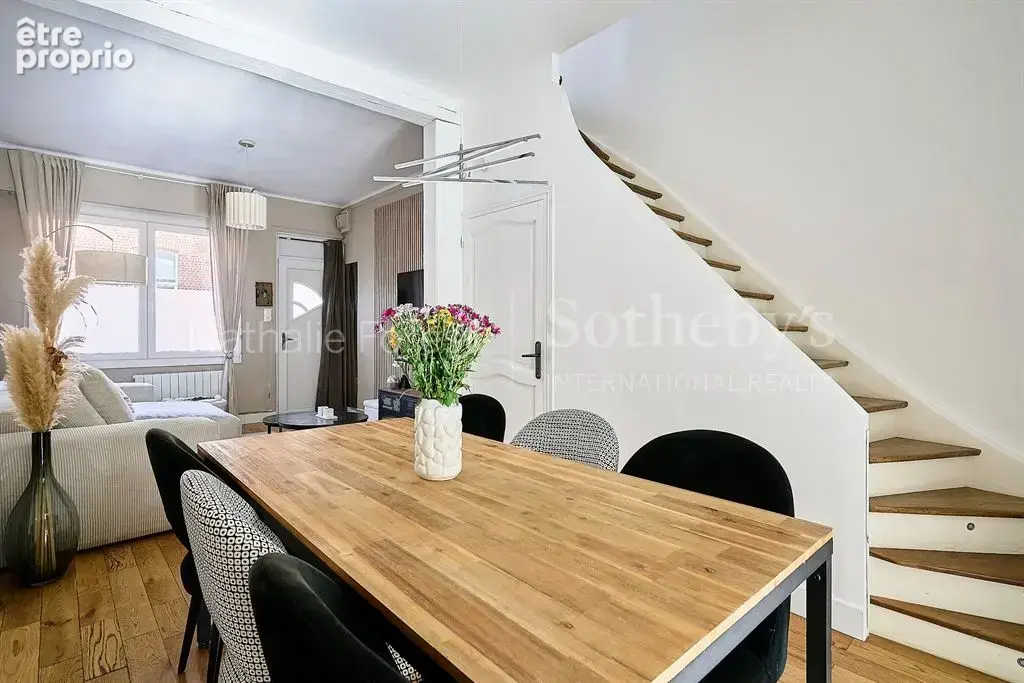 Maison 4 pièces, 2 salle de bains, joli jardin - photo 4
