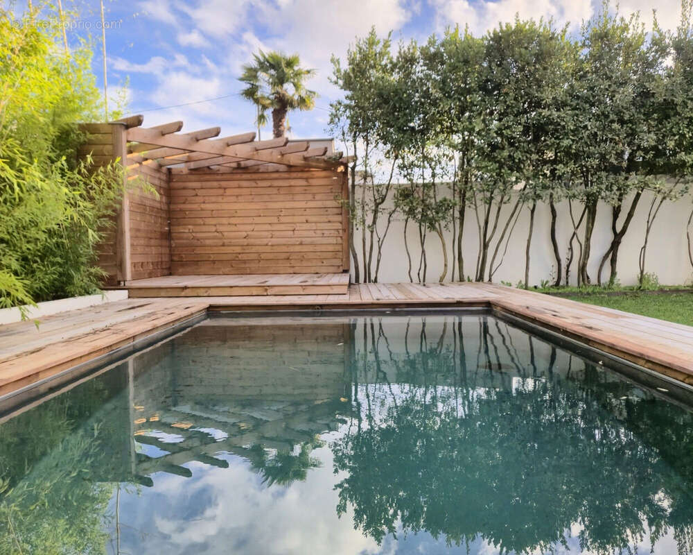 Maison à LE BOUSCAT