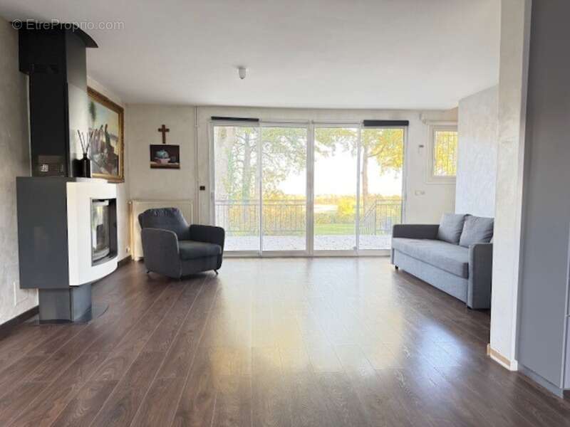 Maison à GRISY-LES-PLATRES