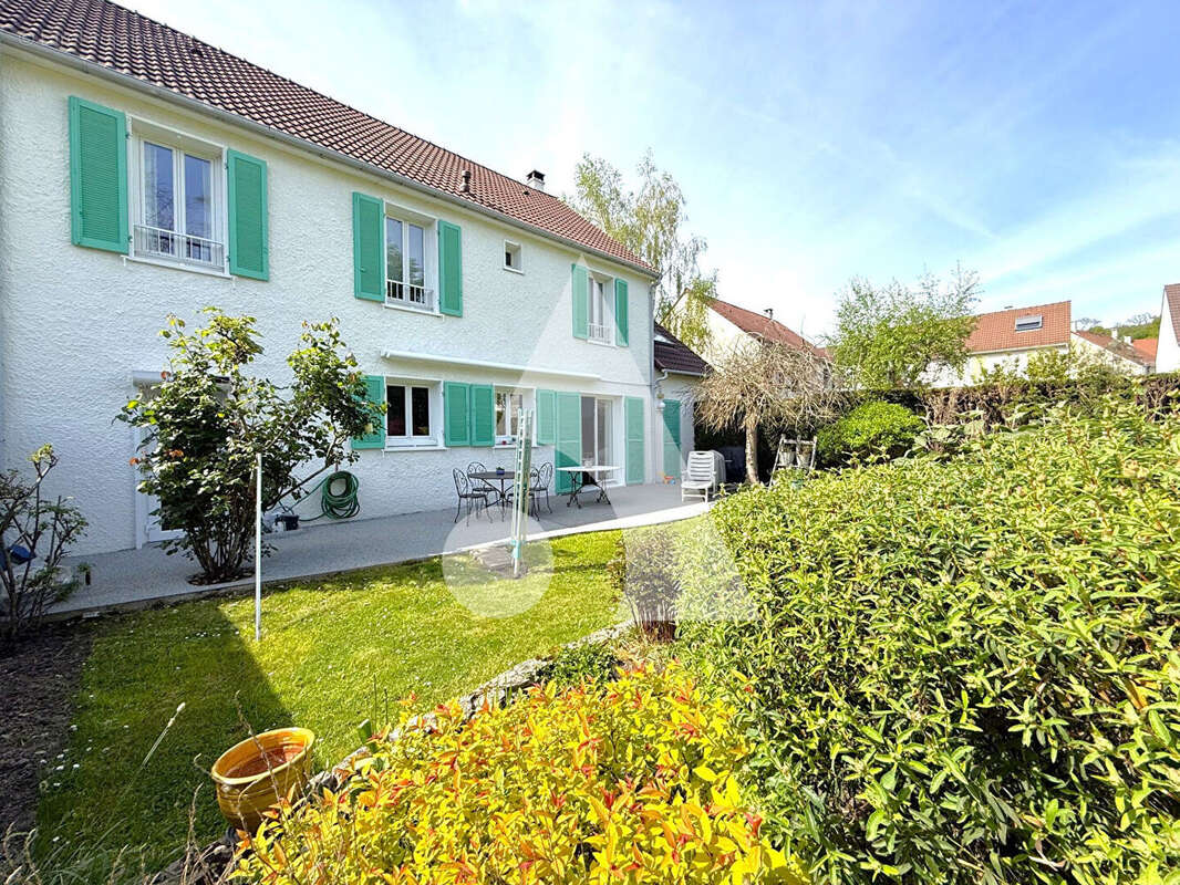 Maison à MARGENCY