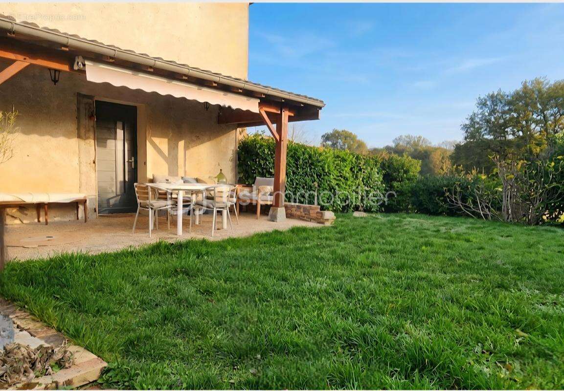 Maison à CHATILLON-SUR-CHALARONNE