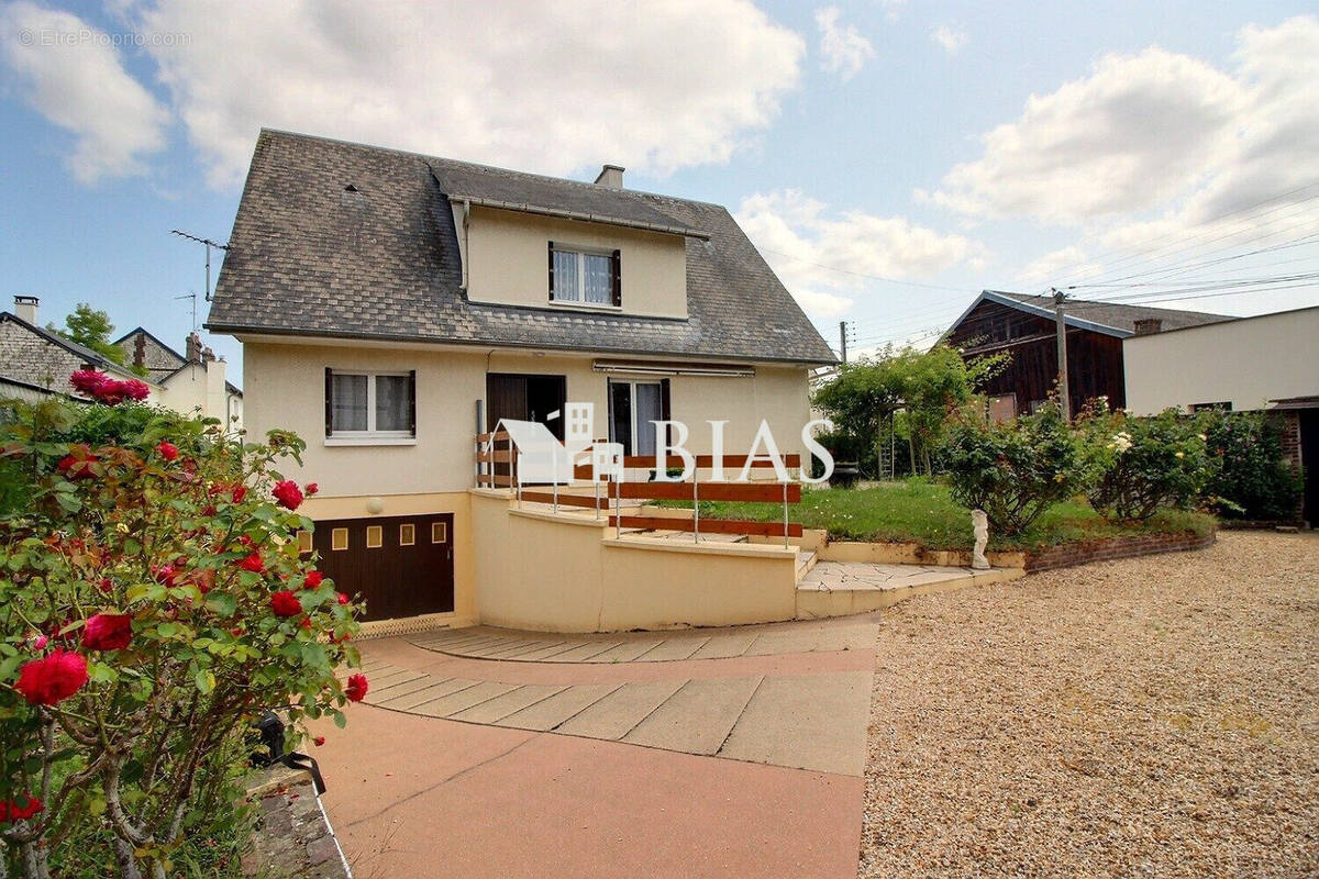 Maison à CAUDEBEC-LES-ELBEUF