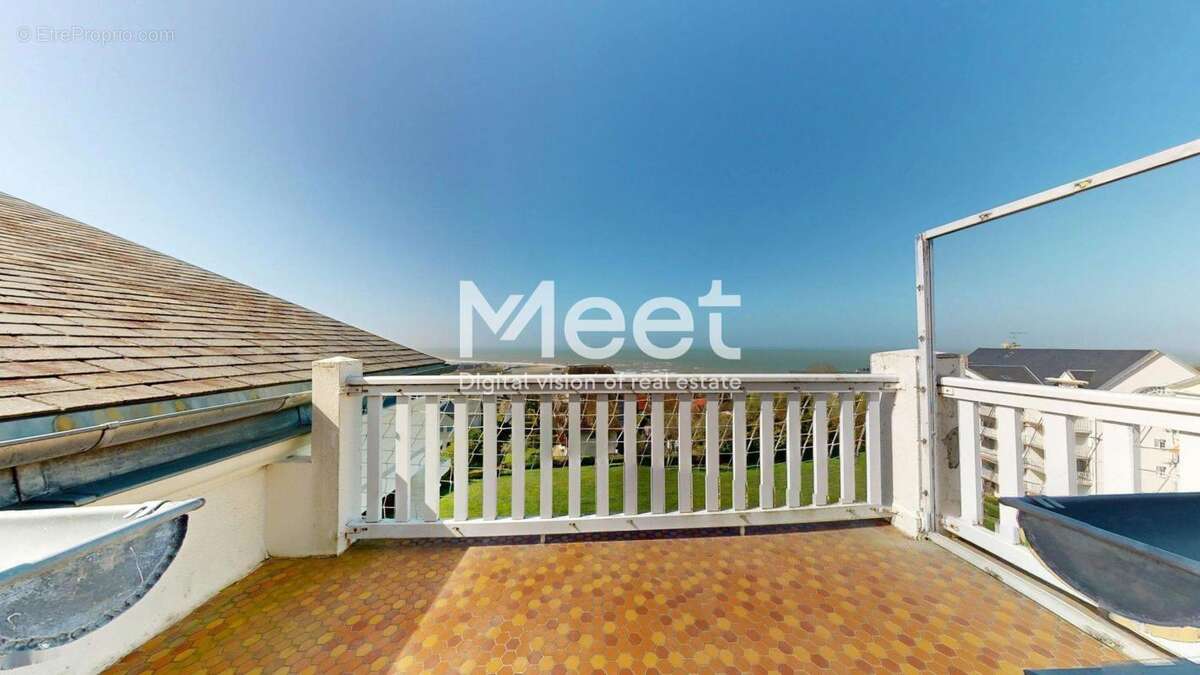 Appartement - dernier étage - vue mer - 2 chambres - parking - photo 2