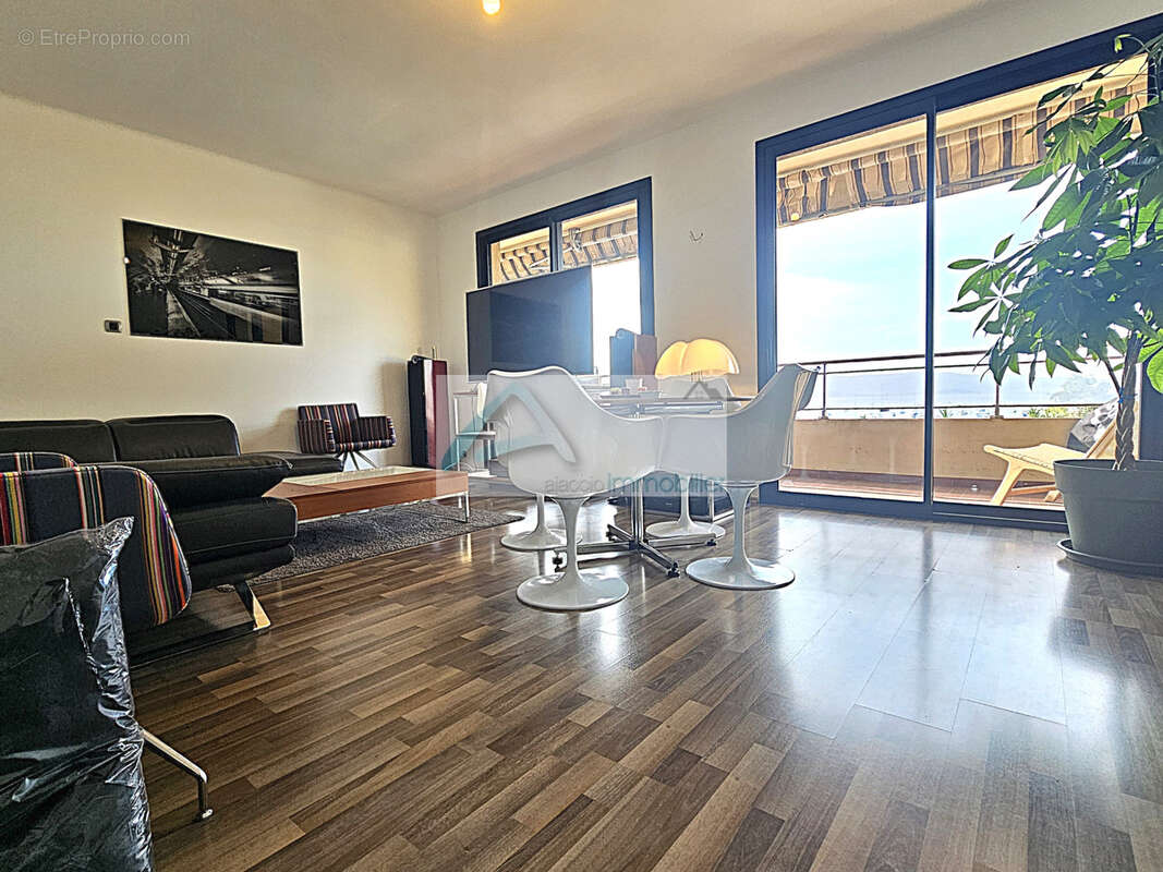 Appartement à AJACCIO
