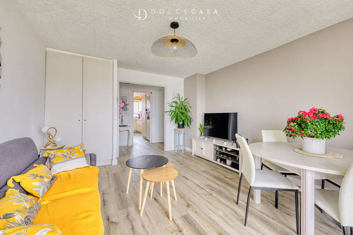 Appartement à LIVRY-GARGAN