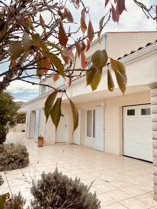 Maison à VAUX-SUR-MER