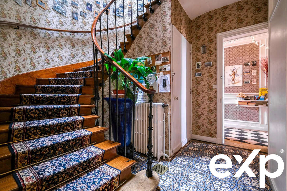 Maison à SAINT-LEU-D'ESSERENT