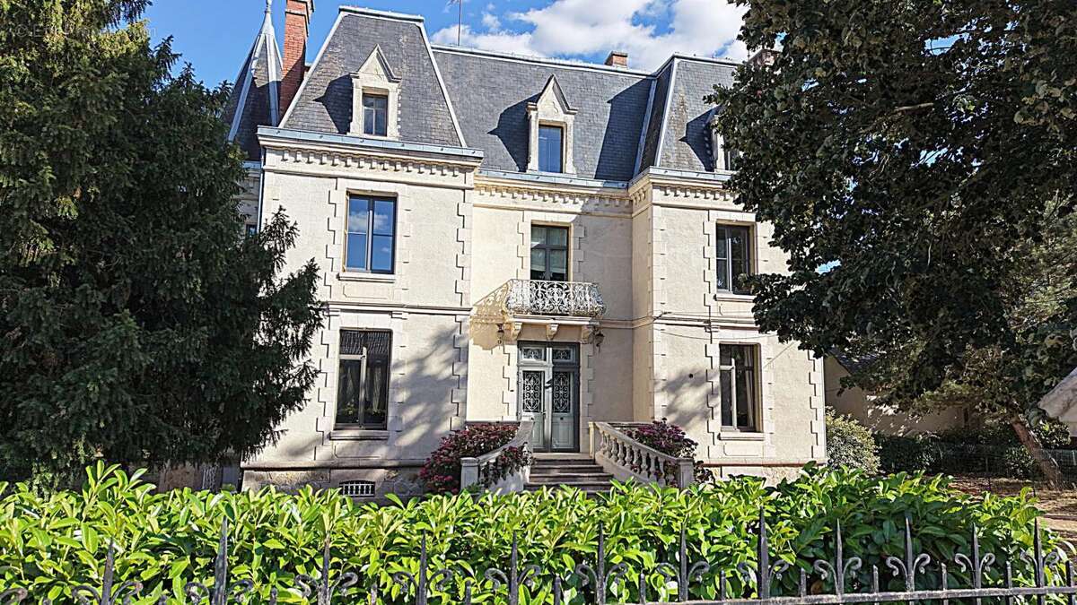 Maison à CULAN