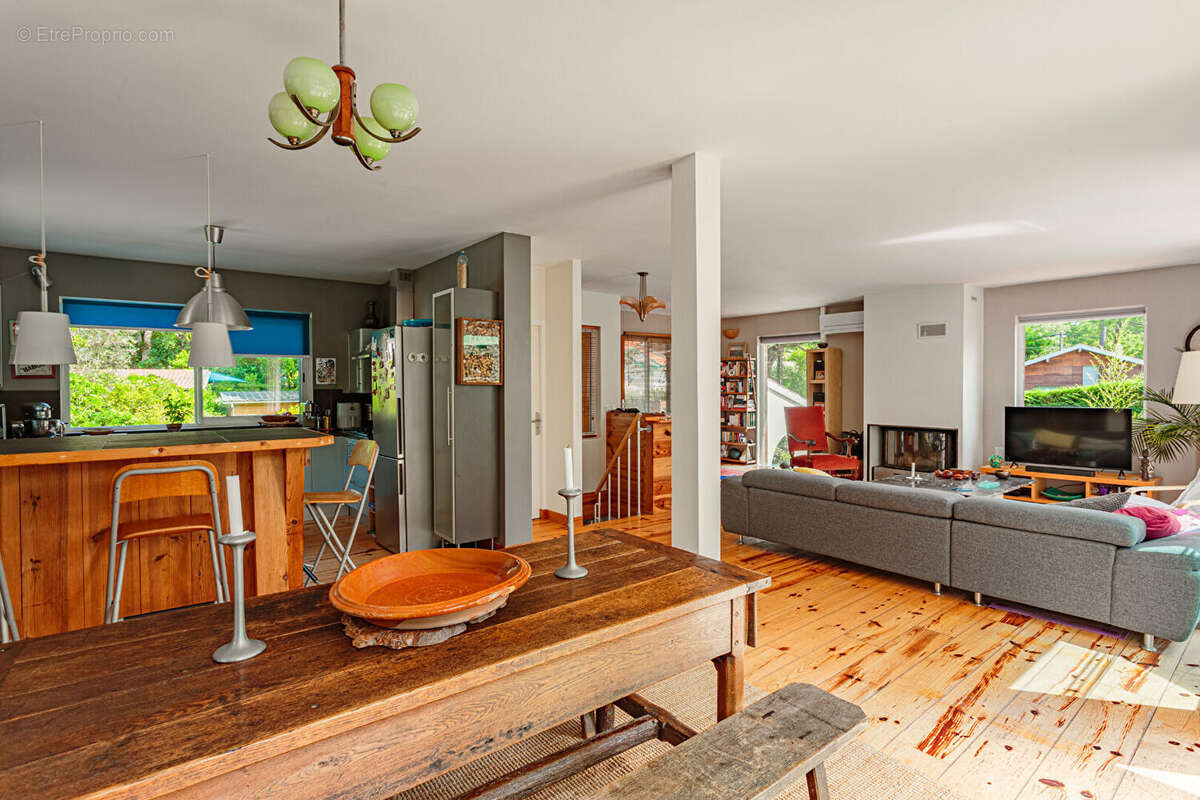 Maison HOSSEGOR LAC RIVE EST - 4 pièces 130 m² avec piscine. - photo 12