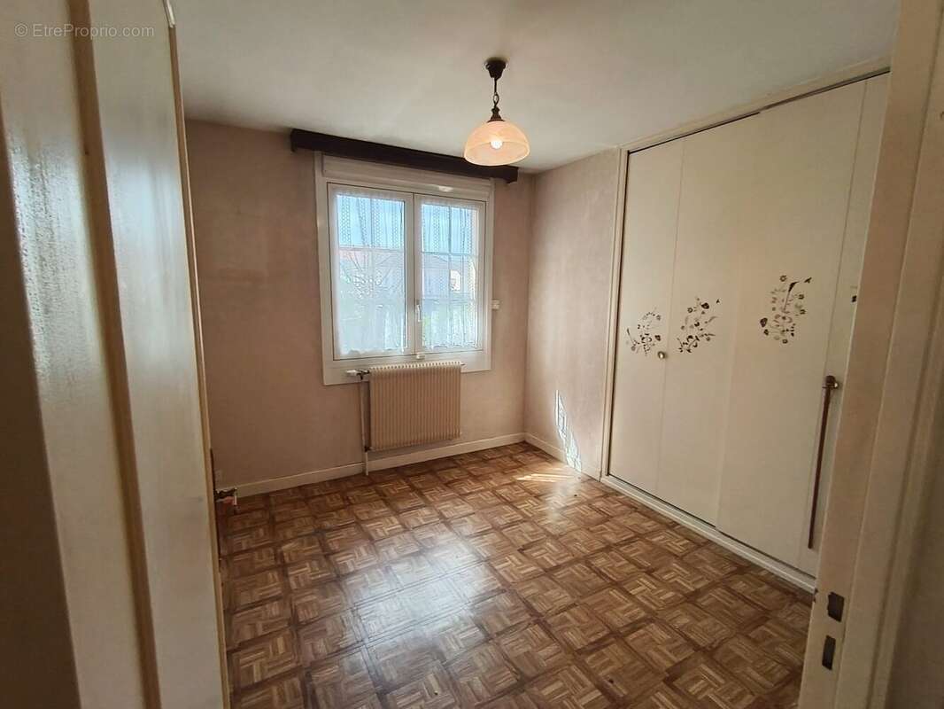Maison 138 m² à Danjoutin  - photo 8