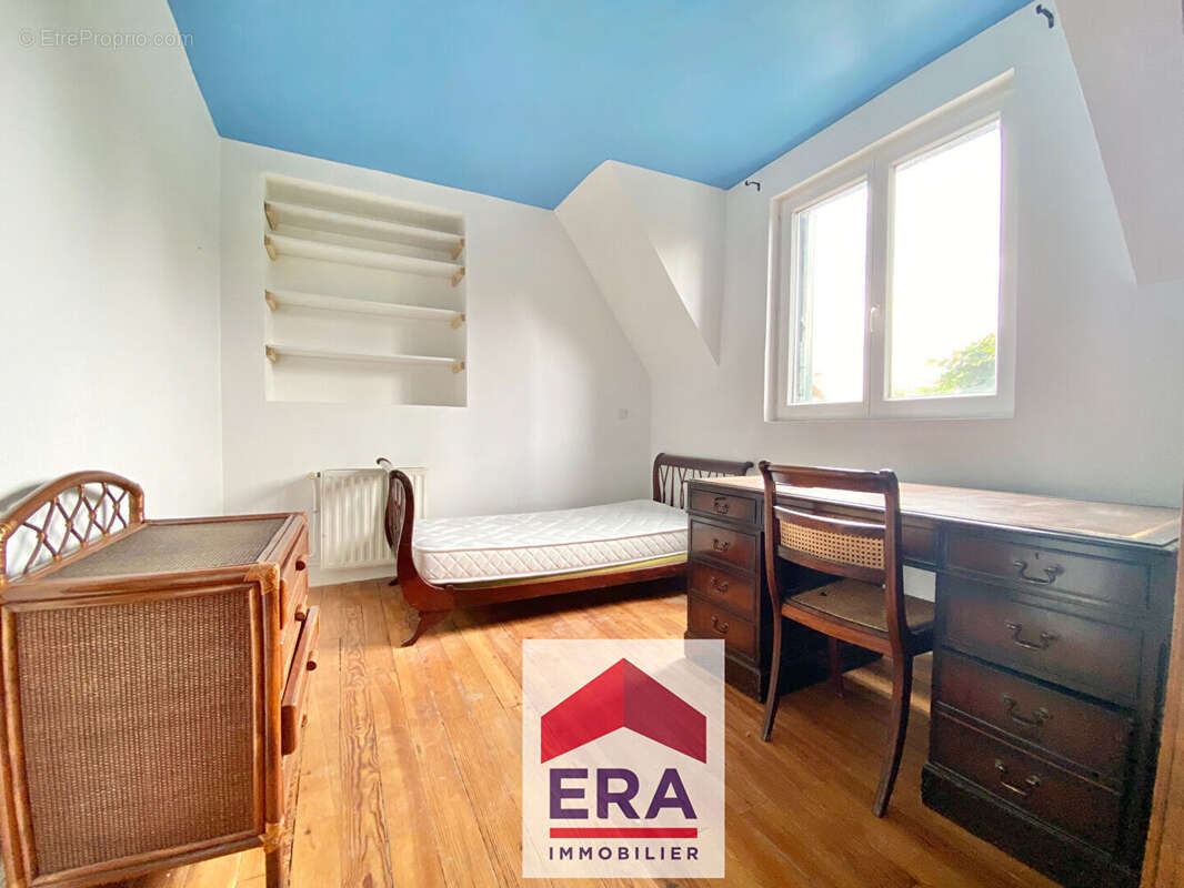 Maison à SARTROUVILLE