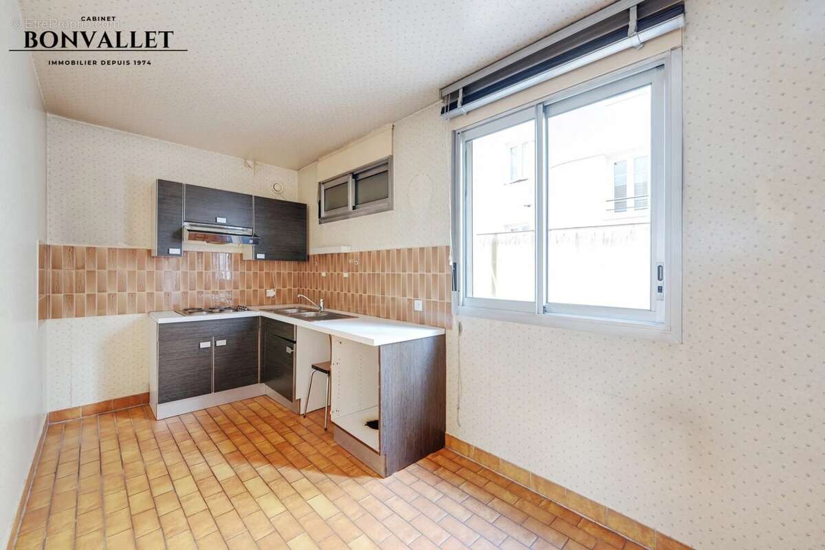 Appartement à PARIS-15E