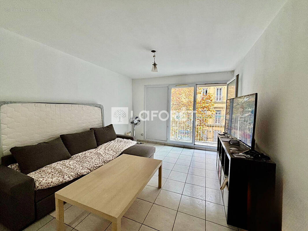Appartement à MARSEILLE-2E