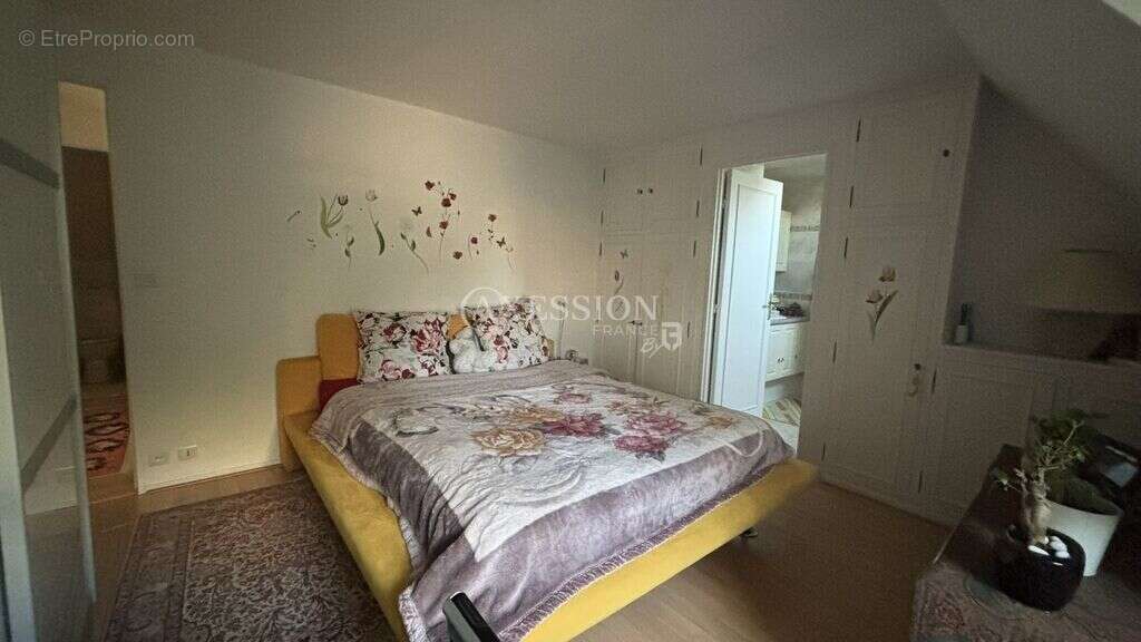 Maison à SUCY-EN-BRIE