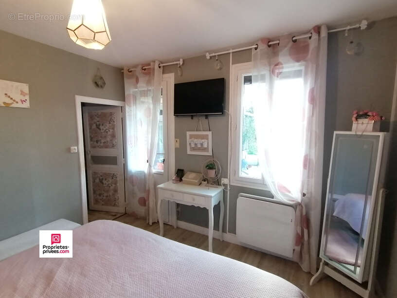 TRUN (61160) maison   5 pièces,  103  m2 environ,  4 chambres, 1 bureau  PRIX  156 450 honoraires 5% inclus à la charge de l'acq - photo 11