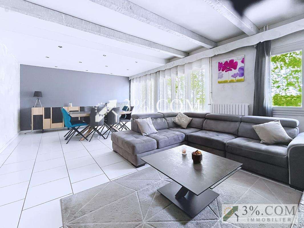 Appartement à LA VOULTE-SUR-RHONE