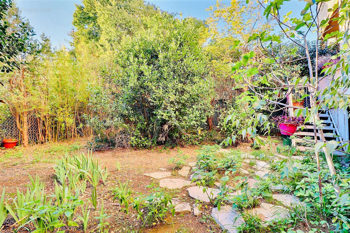 Appartement à MARSEILLE-12E