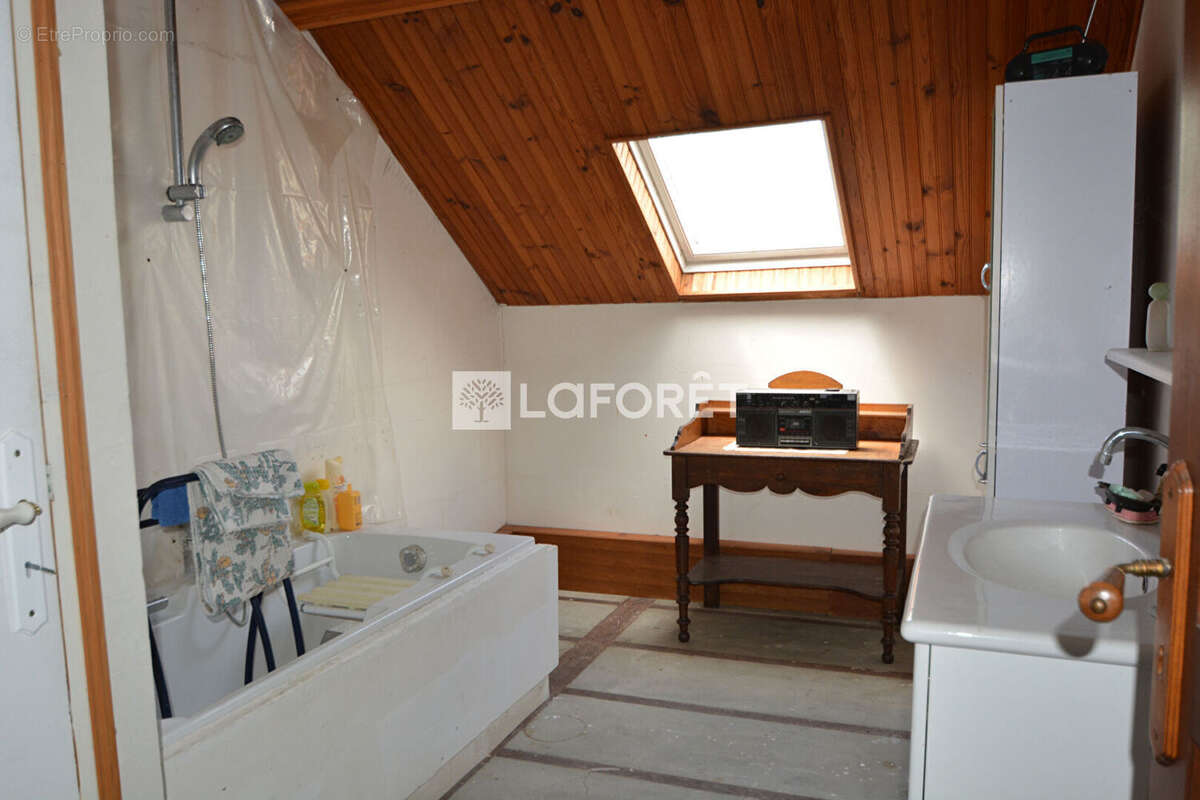 Maison à BOUILLY-EN-GATINAIS