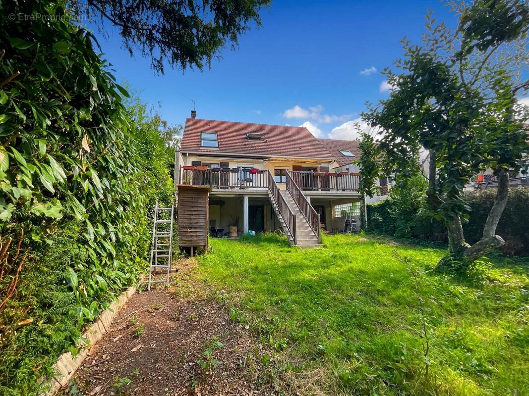 Maison à MONTFERMEIL