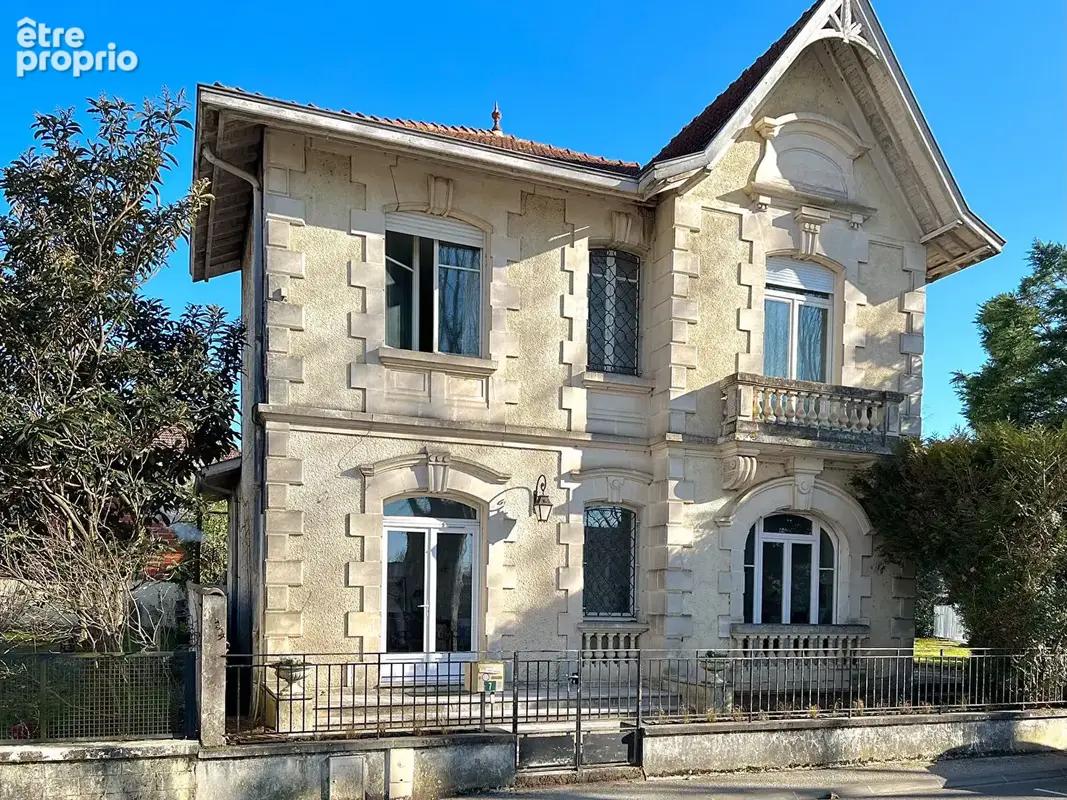 Maison à SALLES