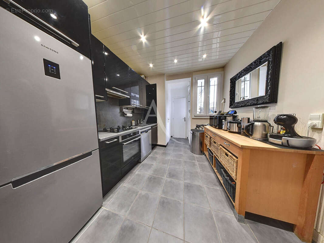 Maison à NOGENT-SUR-MARNE