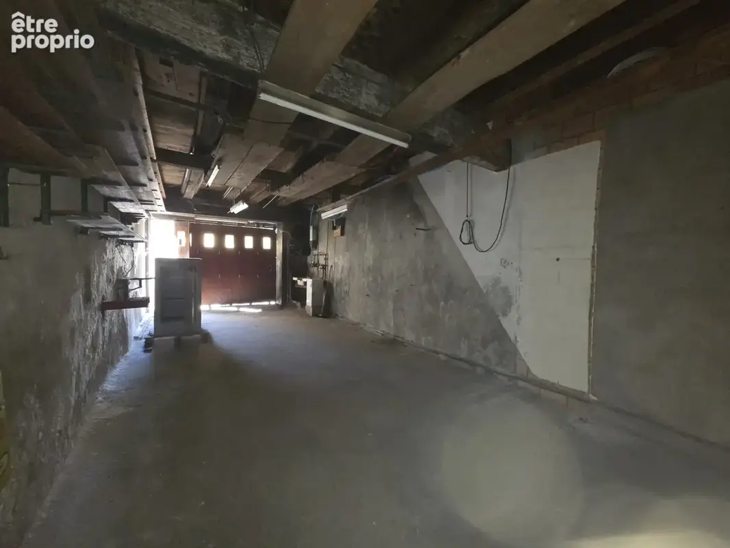 Immeuble de caractère avec potentiel d'aménagement au cœur du village - photo 13