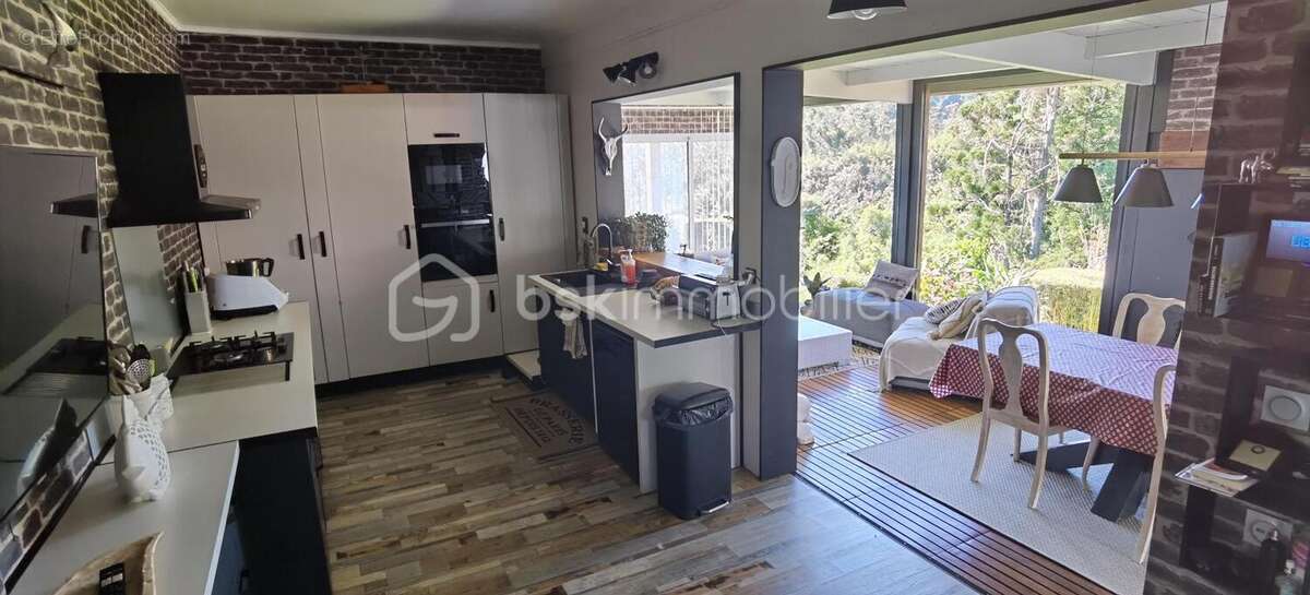 Maison à SAINT-DENIS