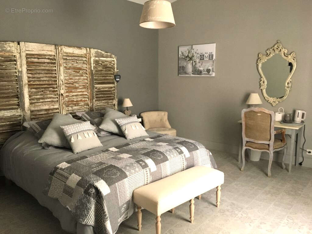 Maison à L'ISLE-SUR-LA-SORGUE