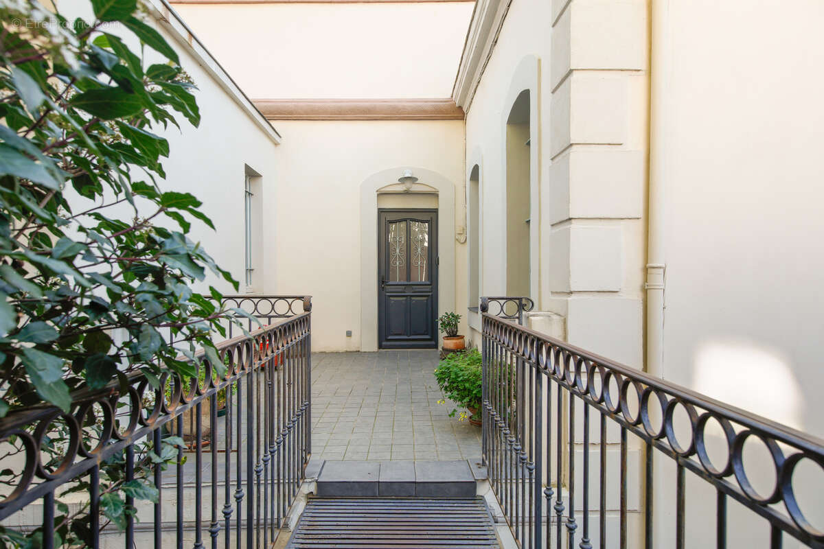 Appartement à HYERES