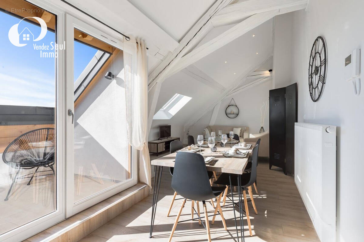 Appartement à GROISY